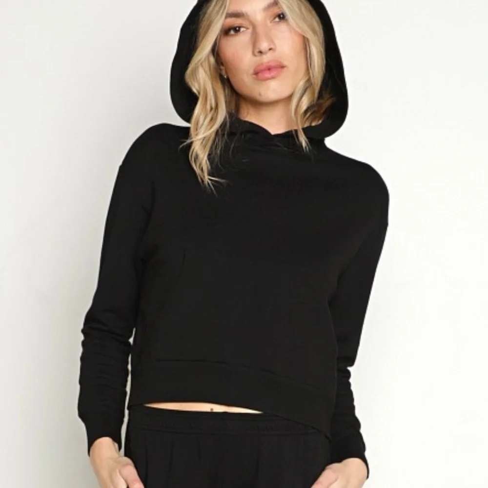 Monrow Hoodie Womens L Black Cropped Pullover Long Sleeve